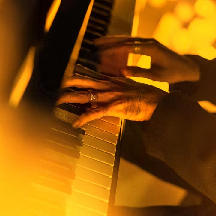 Candlelight: From Mozart to Chopin