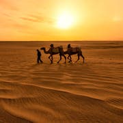 卡塔尔沙漠的朴素之美
