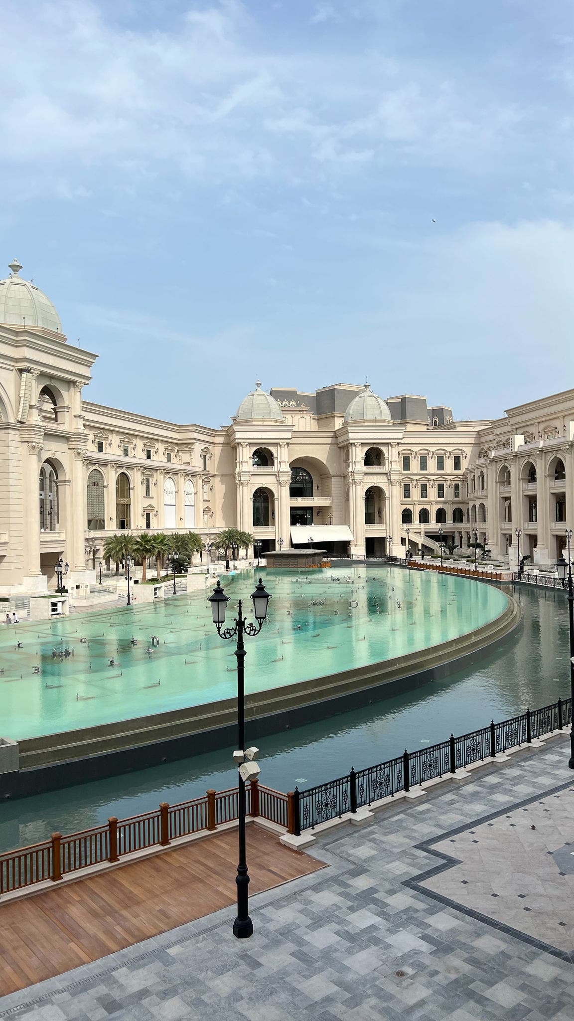 Elegance and fountains at Place Vendôme