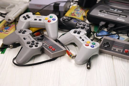 Retro Electronic Games