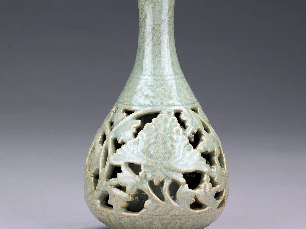 Boats Floating Afar: The Maritime Trade of Ancient Chinese Ceramics
