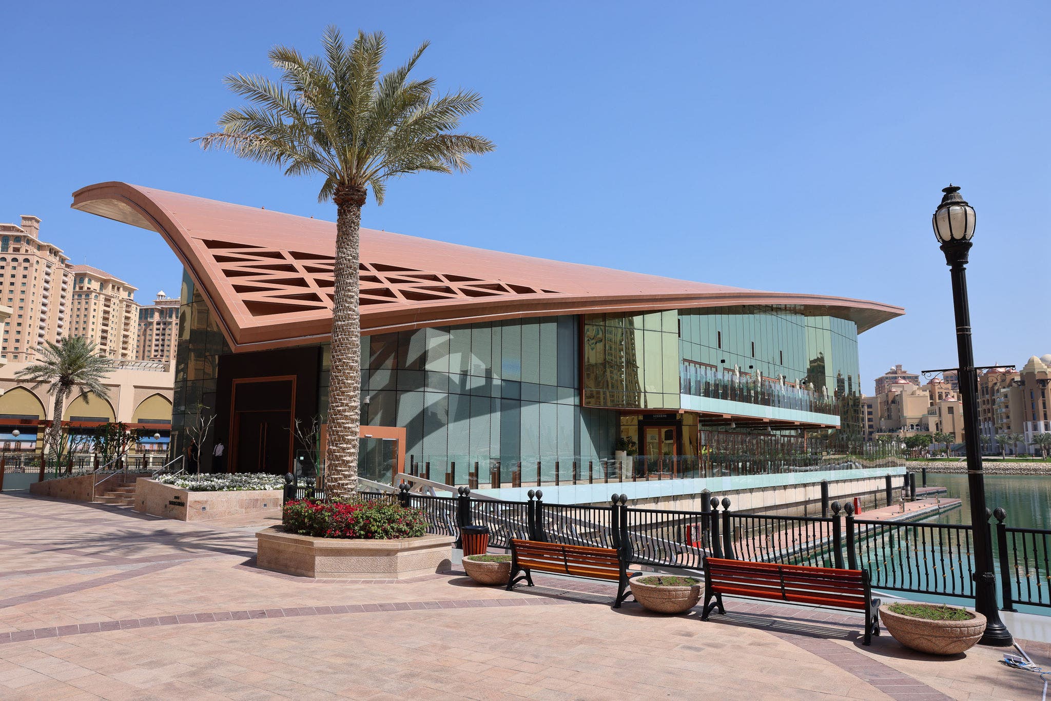 Getting to Qatar | How to travel to Qatar? 