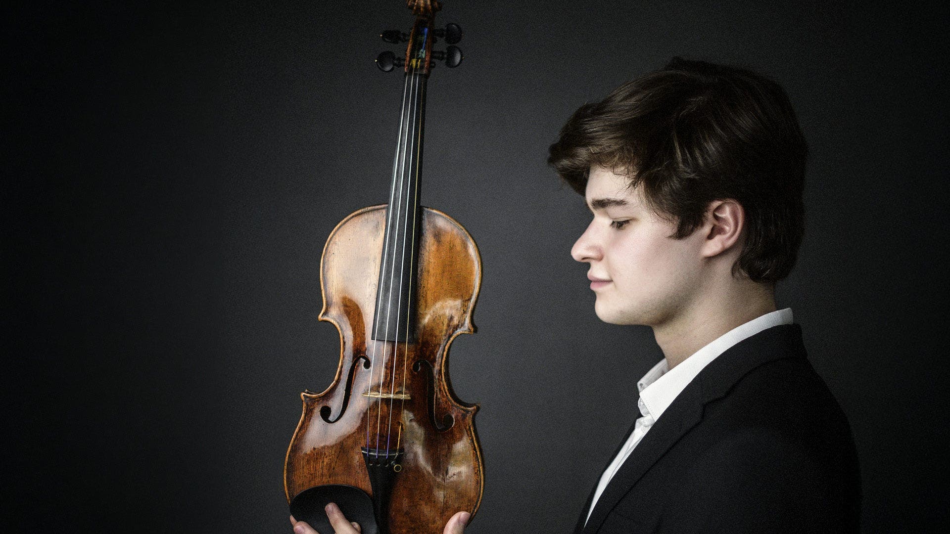 Classic Hits: Sibelius & Saint-Saens