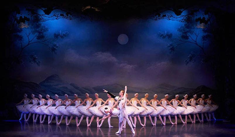Moscow Ballet La Classique - Swan Lake