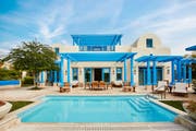 希尔顿萨尔瓦海滩别墅度假村 (Hilton Salwa Beach Resort & Villas)