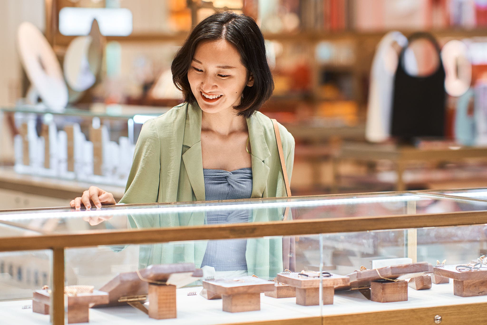 Beliebte Orte zum Shopping für weibliche Reisende