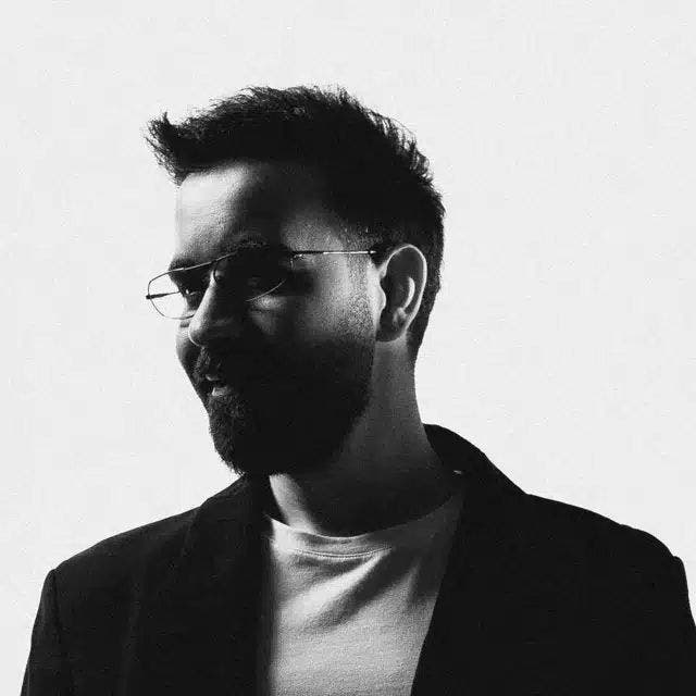 Abdulaziz Louis Night