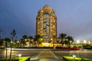 فندق ريتز كارلتون الدوحة
